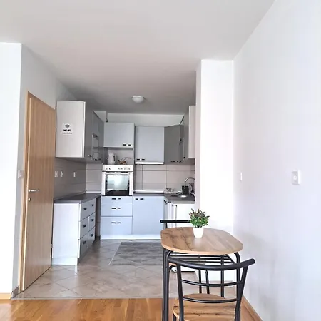 Apartman Usce * 투즐라