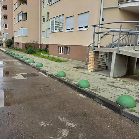 아파트 Apartman Usce